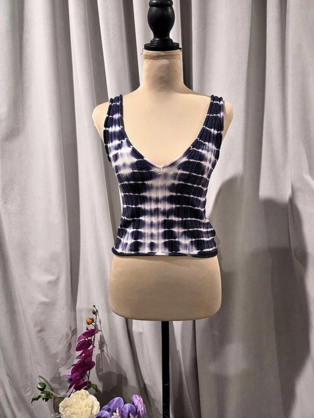 GUESS Tie-Dye Tank Top in Blue & White Size Small